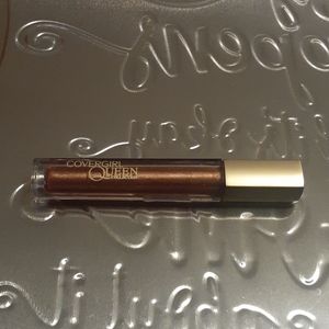 Queen Collection Colored lip gloss